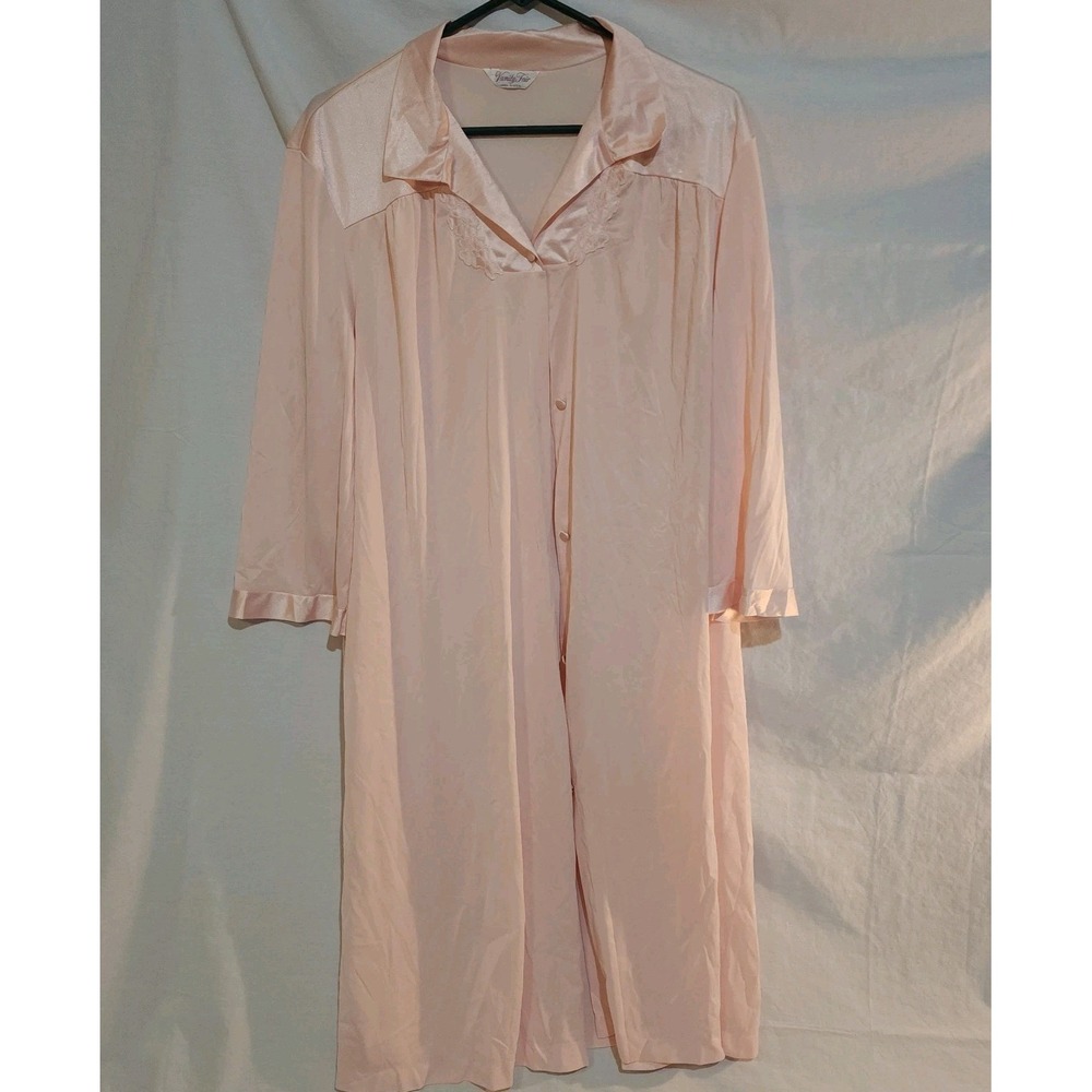 Vintage Vanity Fair Antron III Nylon Robe Women 42 Pink Button Up Floral Silky